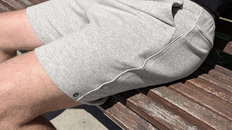10 Outfits That Match with Grey Shorts | Men's Style Guide - Frankster