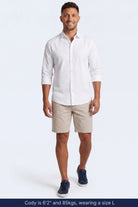 Shores * The Everydays men's shorts in beige cotton material, styled by Frankster with a comfortable and versatile fit ideal for everyday wear.