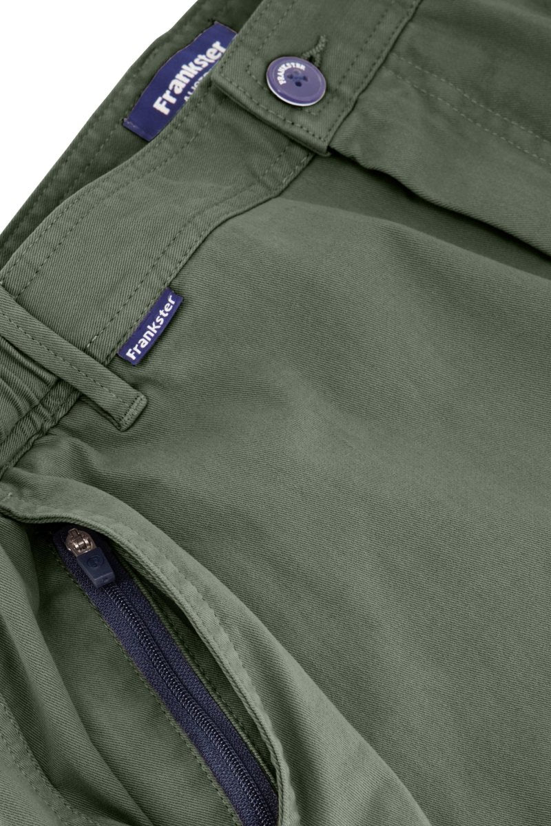 Close-up of Frankster Rebels * The Shorties men's shorts in army green stretch cotton with zipper and button details