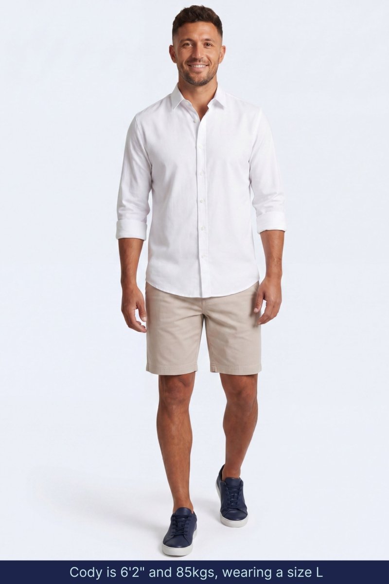 Shores * The Everydays men's shorts in beige cotton material, styled by Frankster with a comfortable and versatile fit ideal for everyday wear.